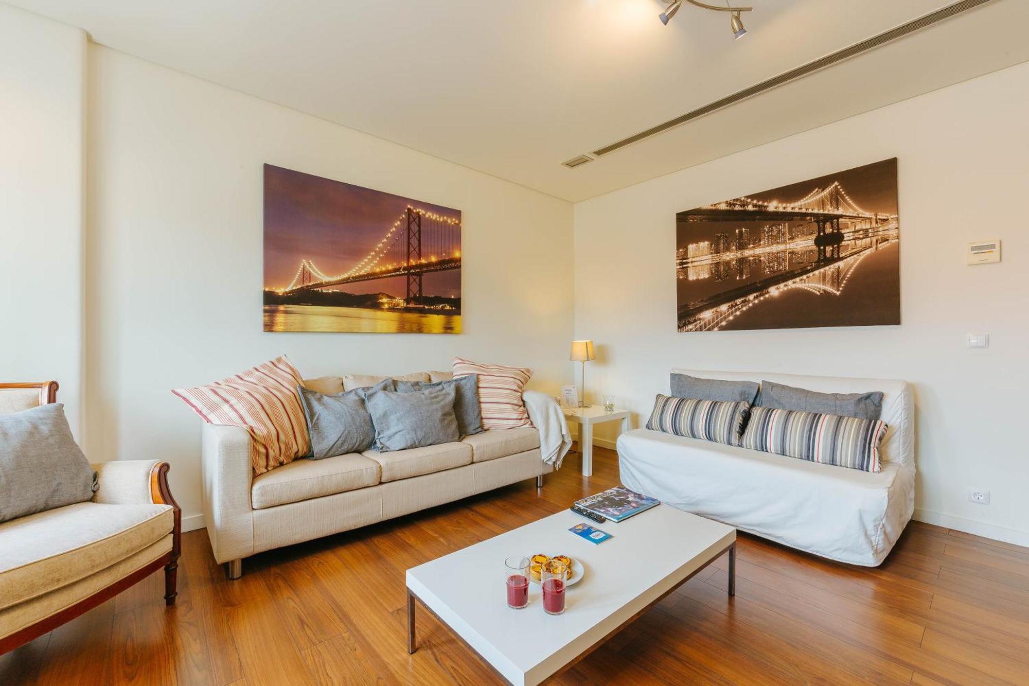 Rent4rest Family & Friends In Roma Avenue Lisboa