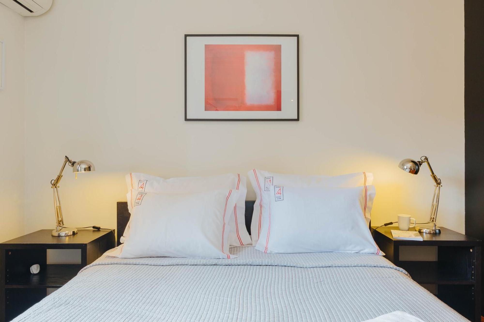 Rent4rest Family & Friends In Roma Avenue Lisboa
